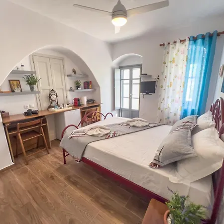 Casa Calda 1 Katapola