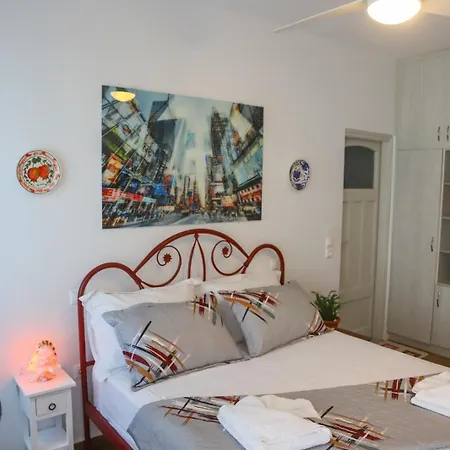 Casa Calda 1 Guest house Katapola